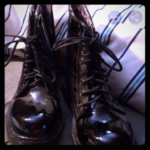 Chinese Laundry boots
